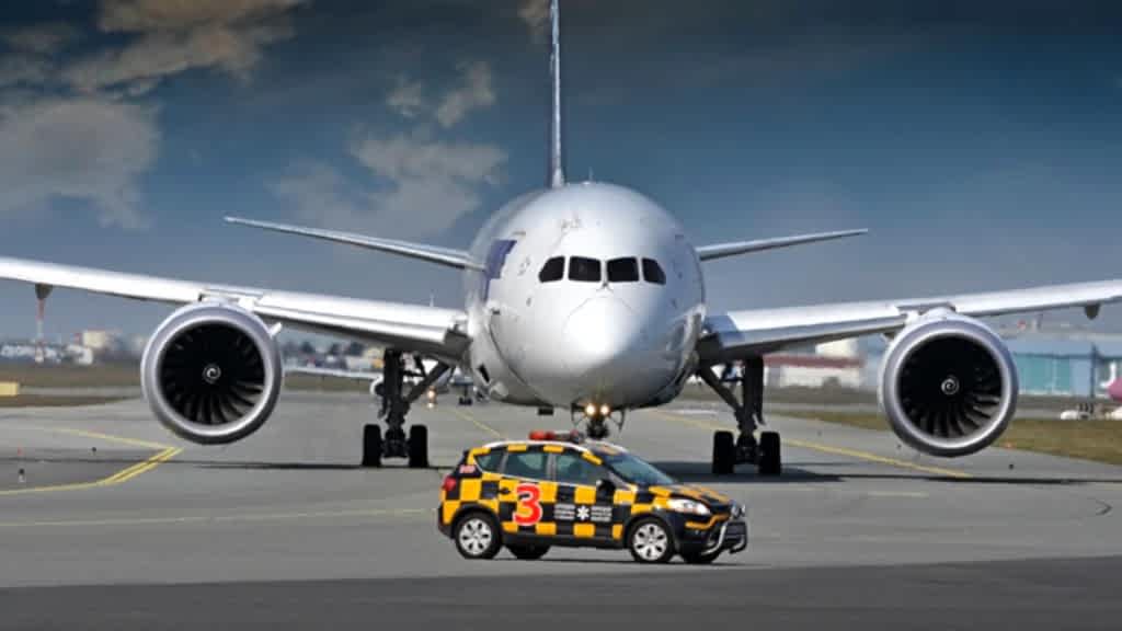 Bir uçak kalkmadan hangi araçlar kullanılır?