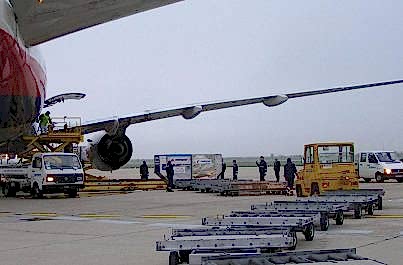 Bir uçak kalkmadan hangi araçlar kullanılır?